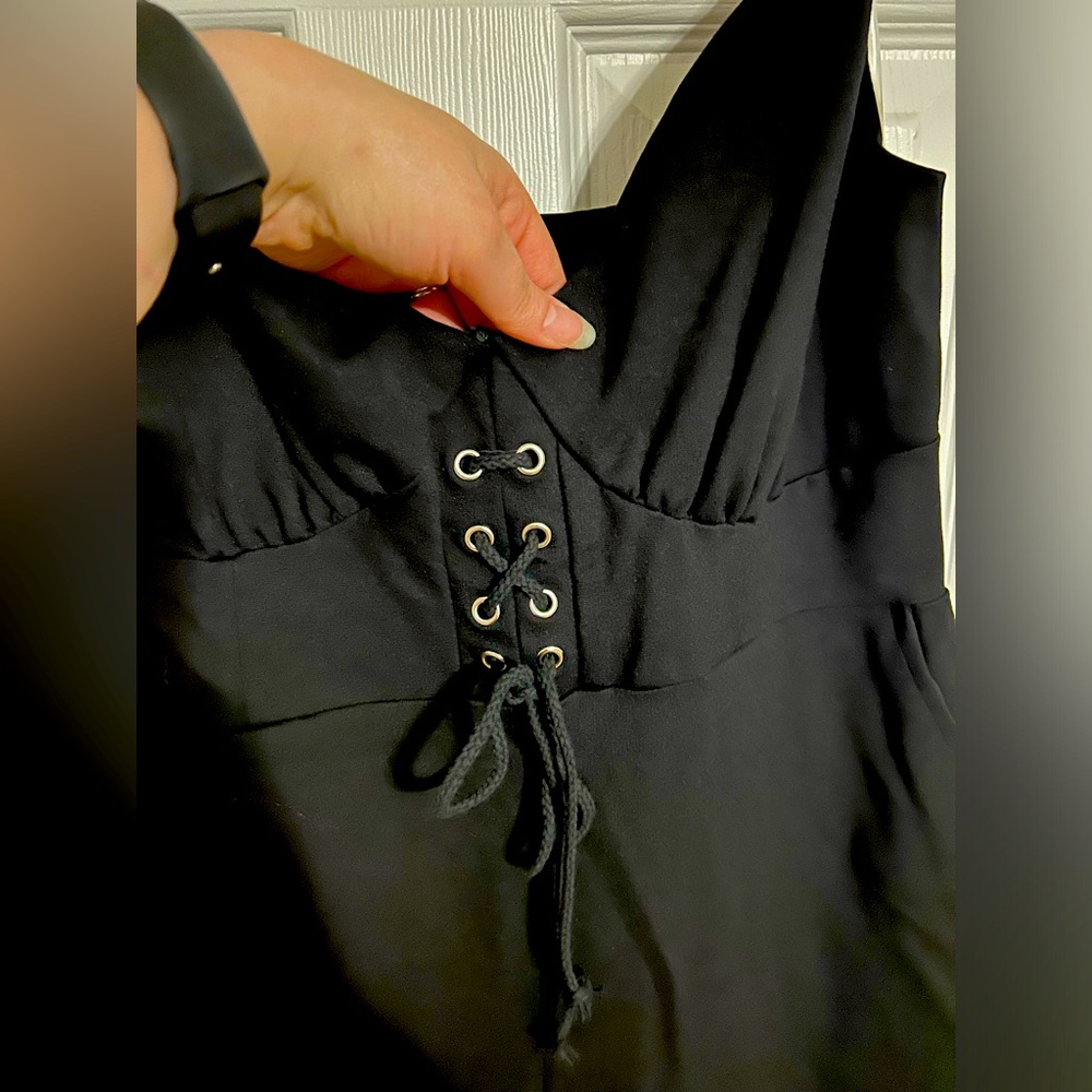 CurvySense 1X black capri romper